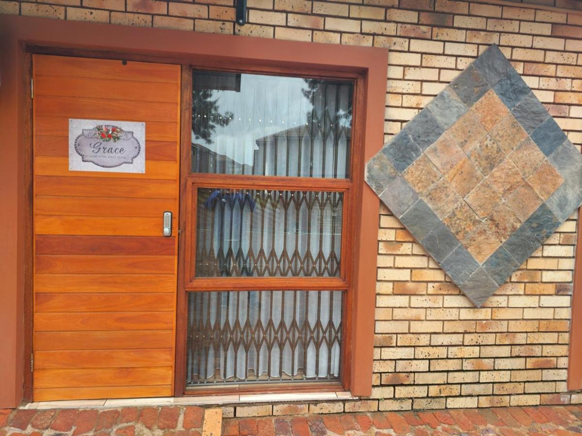 Twins Guest House Astoni Vanderbijlpark Exterior foto